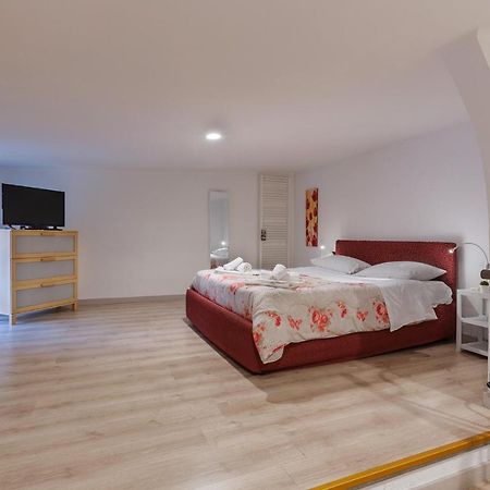 Bolognina Fair Functional Apartment Bologna Exterior photo