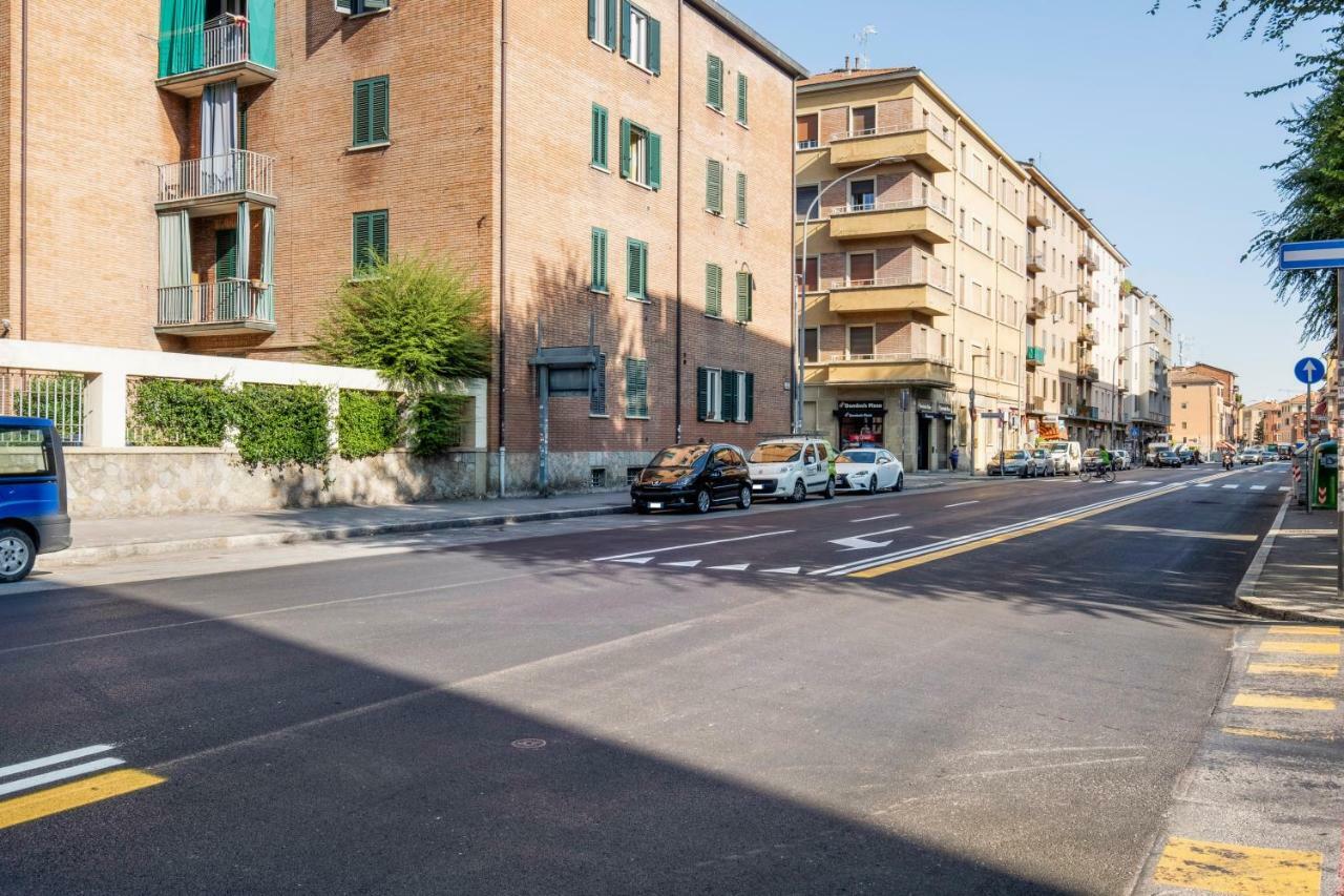 Bolognina Fair Functional Apartment Bologna Exterior photo